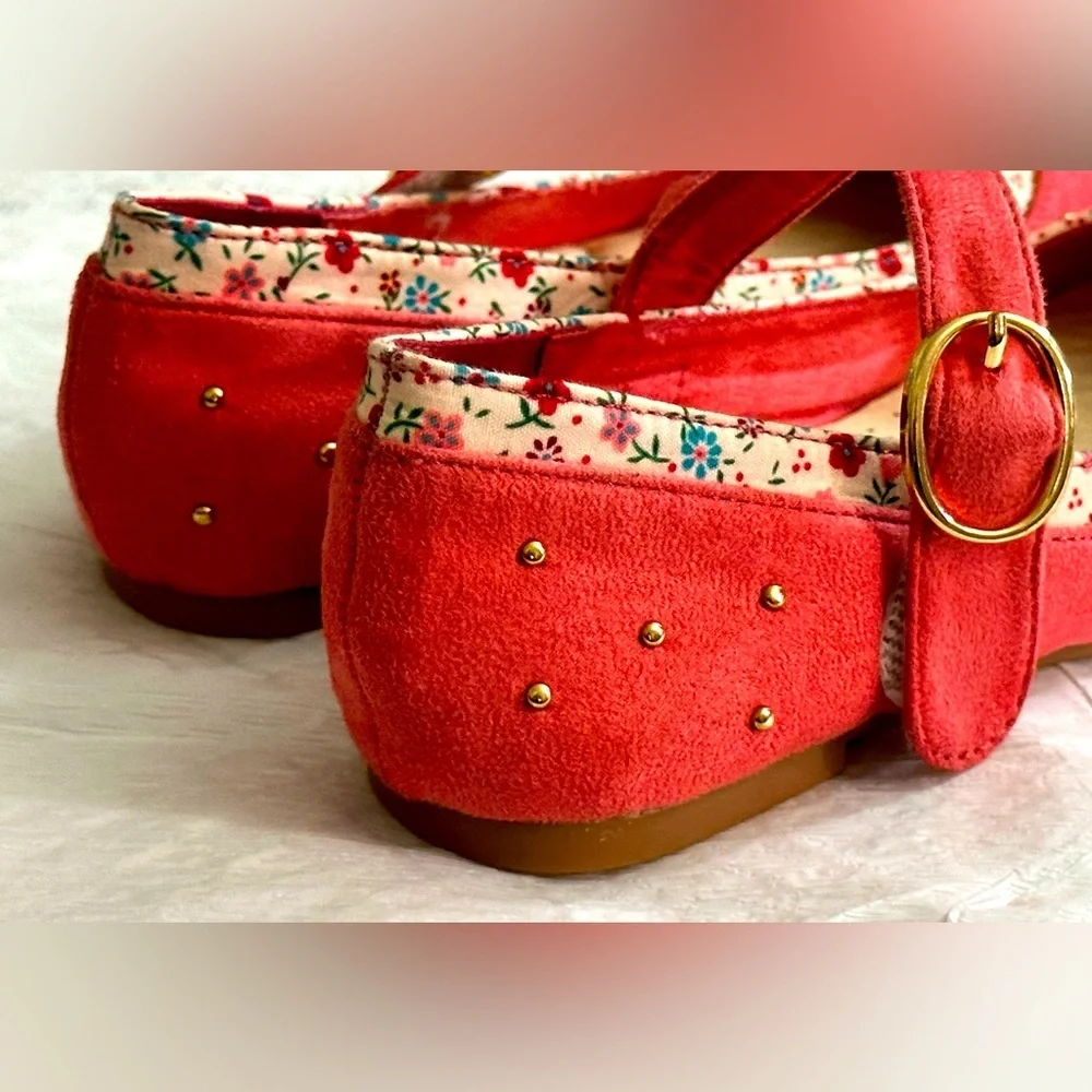 Toddler Girl Party, Elegant, high-backed Mary jane shoe with flower design Sz 12